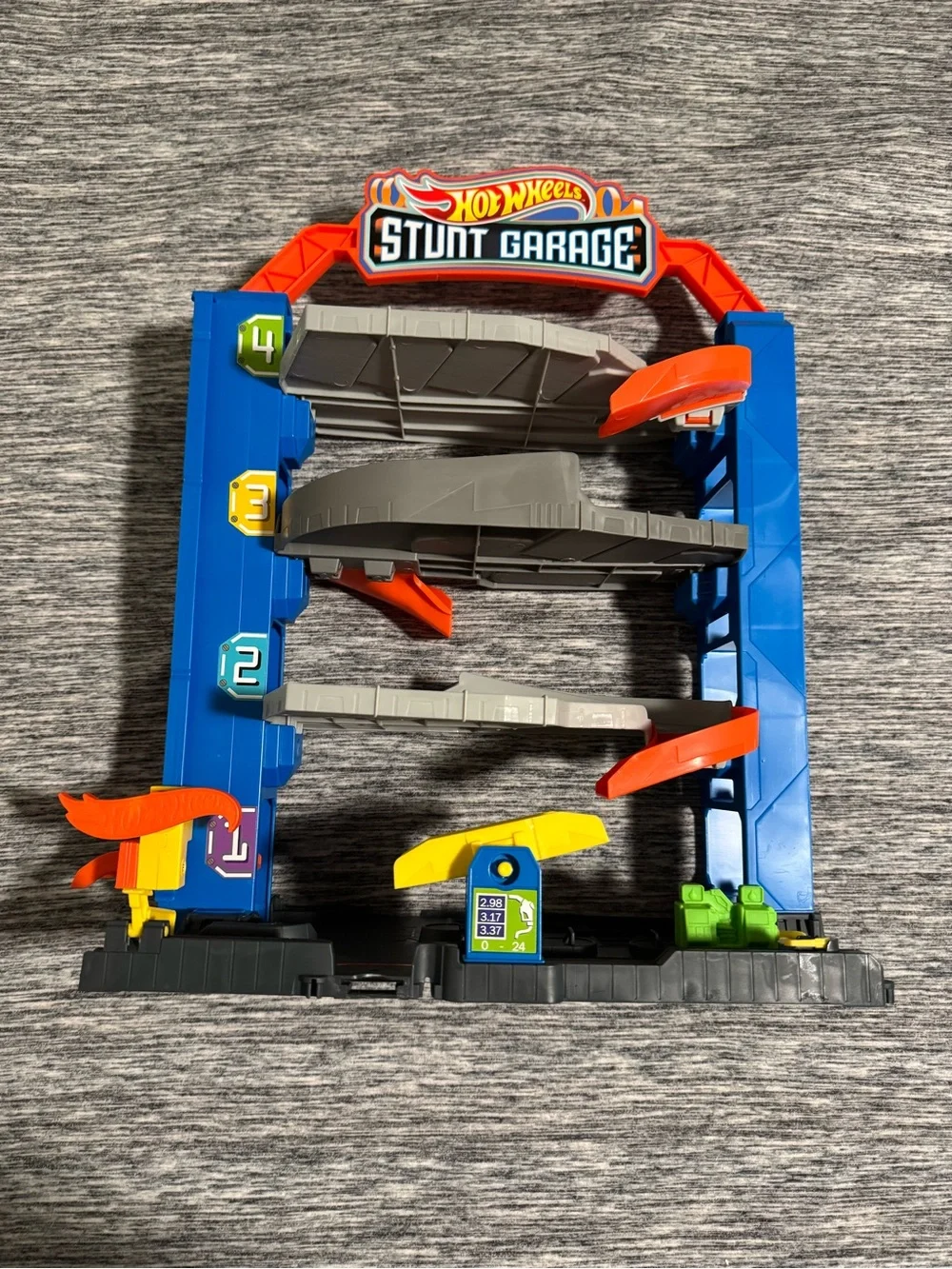 Hot wheels Stunt Garage Playset - Blue and Orange